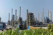 عرضه ۶.۷ میلیارد دلار ارز پتروشیمی‌ها به مرکز طلا و ارز