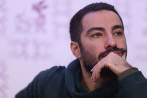 نوید محمدزاده با «پرنده‌ی سیاه» به صحنه تئاتر بازمی‌گردد