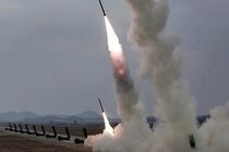 انصارالله به مواضع نیروهای وابسته به عربستان با ۱۴ موشک بالستیک حمله کرد