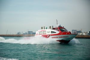 انتقال 3 بیمار بدحال با شناور اورژانس دریایی از قشم به بندرعباس