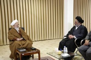 دیدار اعضای هیات موسس همایش ملی ریحانة النبی با آیت الله العظمی جوادی آملی