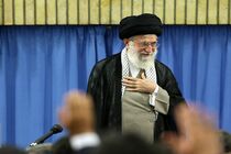 جمعی از خانواده‌های شهدای مدافع حرم میهمان ضیافت افطار رهبر انقلاب شدند