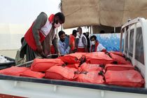 توزیع بسته های غذایی و بهداشتی در روستای زاچ و داربست