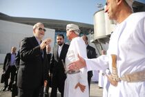 لاریجانی عمان را به مقصد قطر ترک کرد