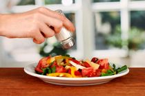 مقابله با فشارخون با کاهش ده‌درصدی نمک در فرمولاسیون مواد غذایی