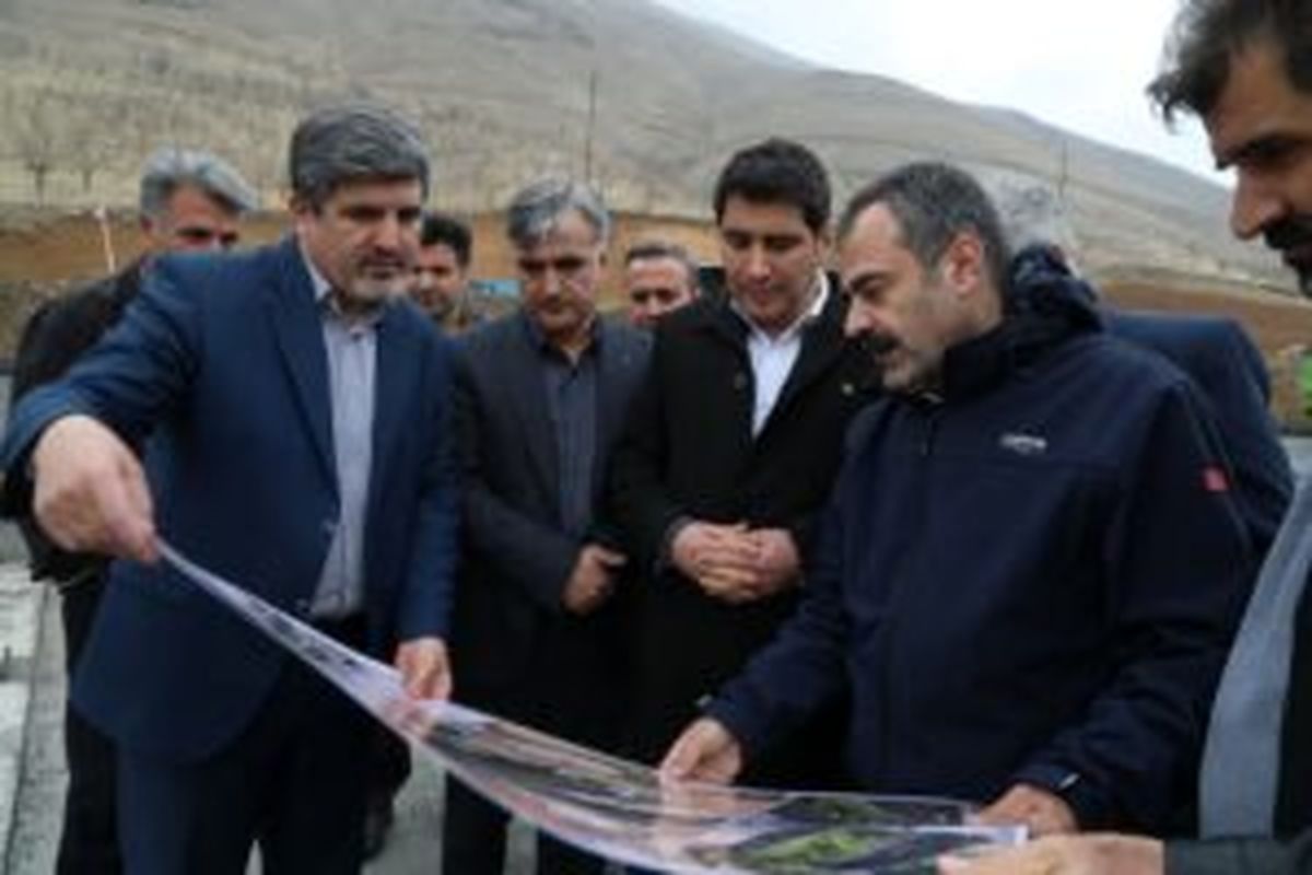 استاندار کردستان٢