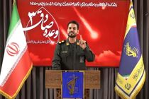 او آمده است، درِ خیبر شکند