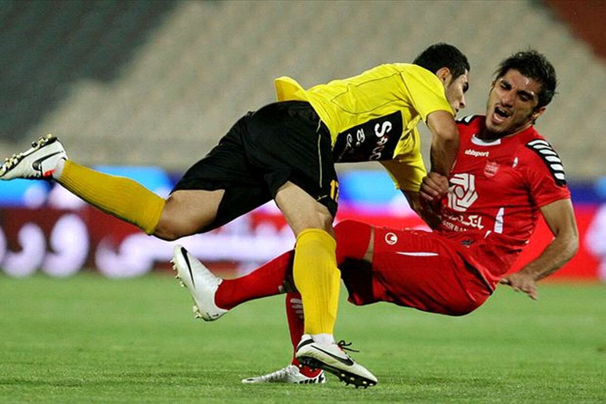بازی پرسپولیس و فجر سپاسی