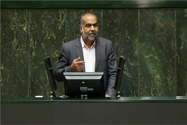 مشکلات اقتصادی کشور ارتباطی به تحریمها ندارد