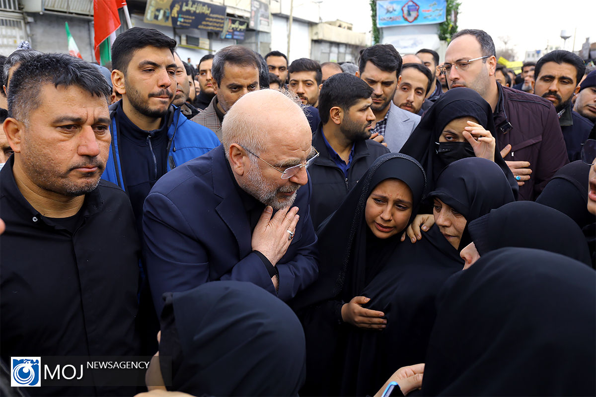 تشییع پیکر دانشجو معلم شهیده فائزه رحیمی