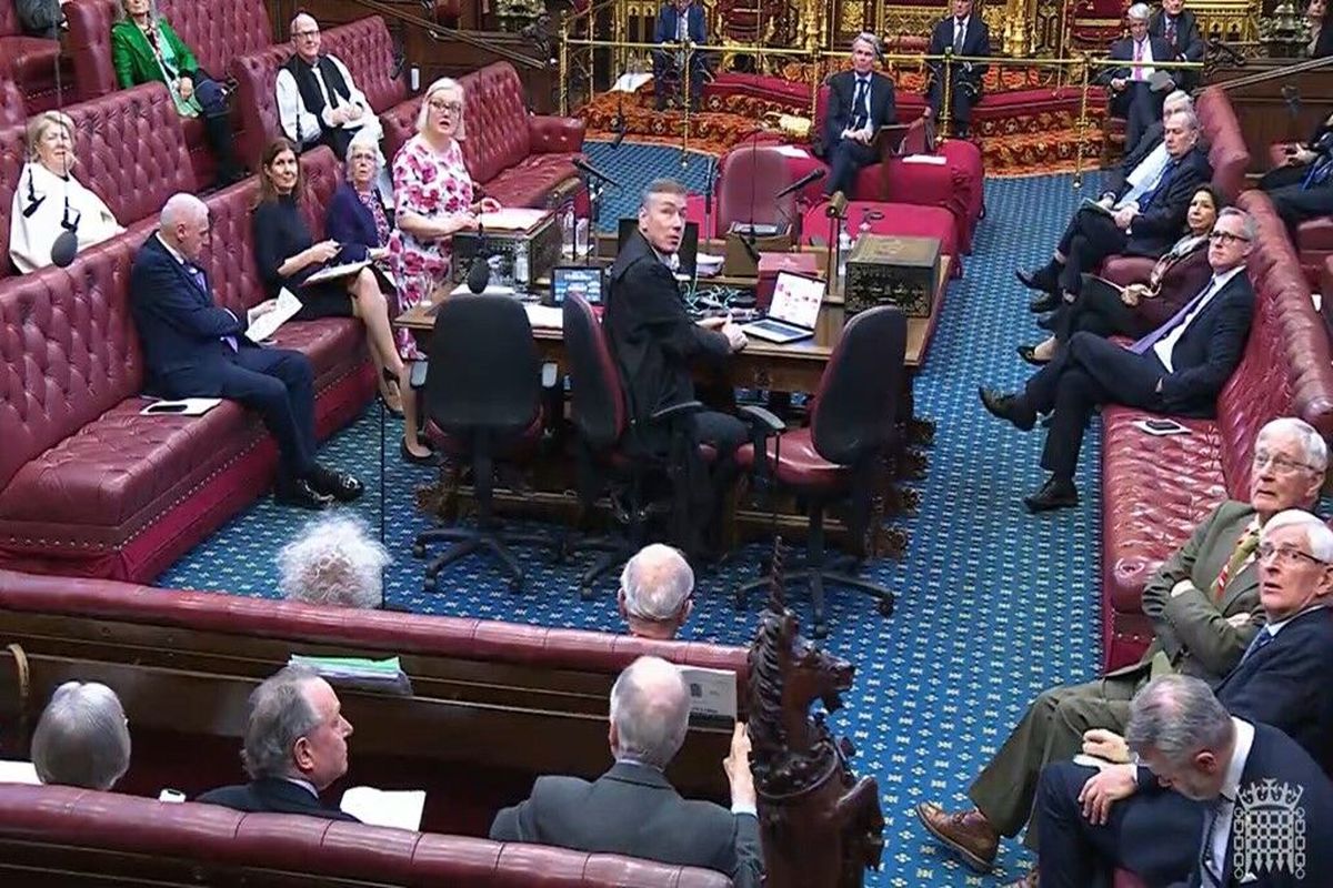 نشست مجلس اعیان انگلیس