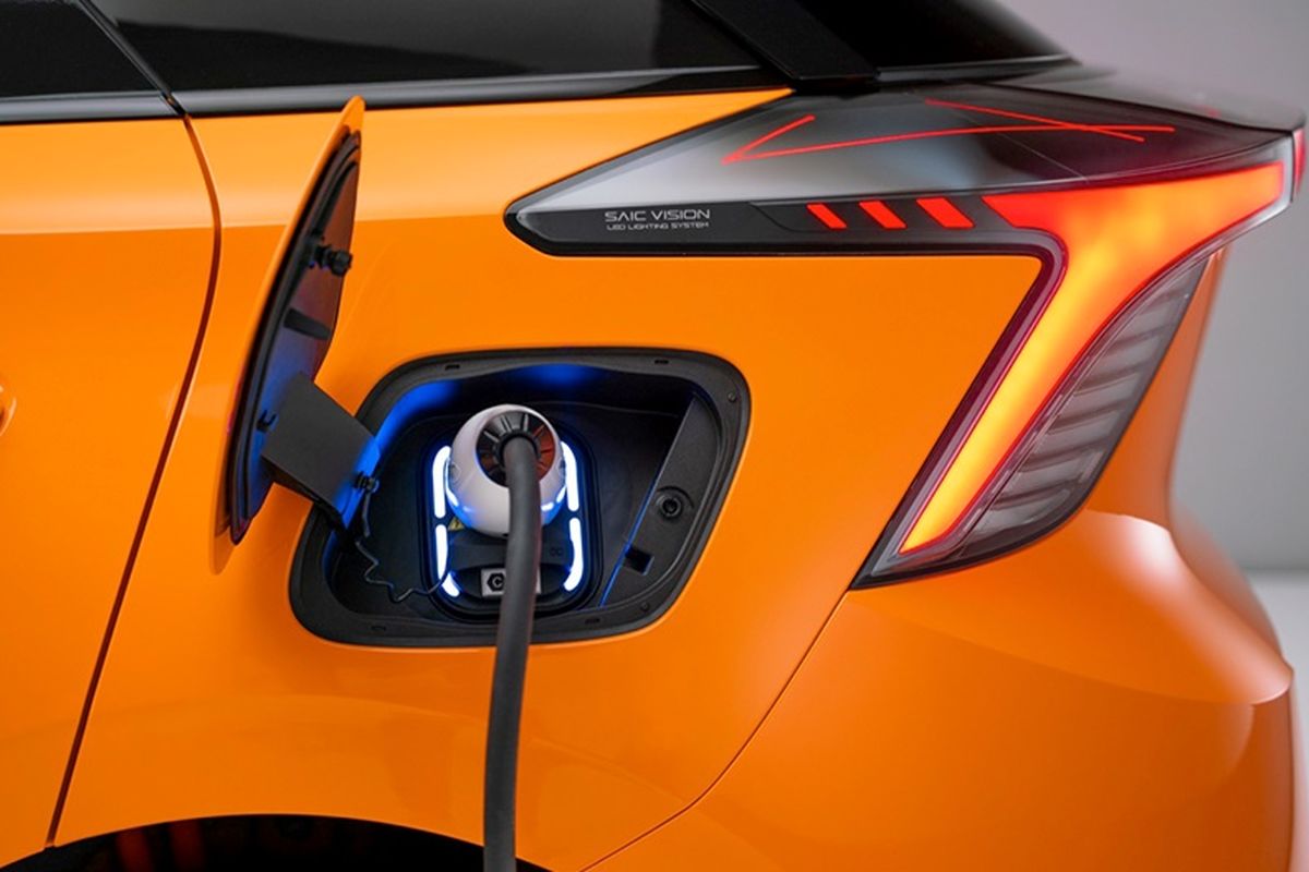 شارژ ام جی ۴