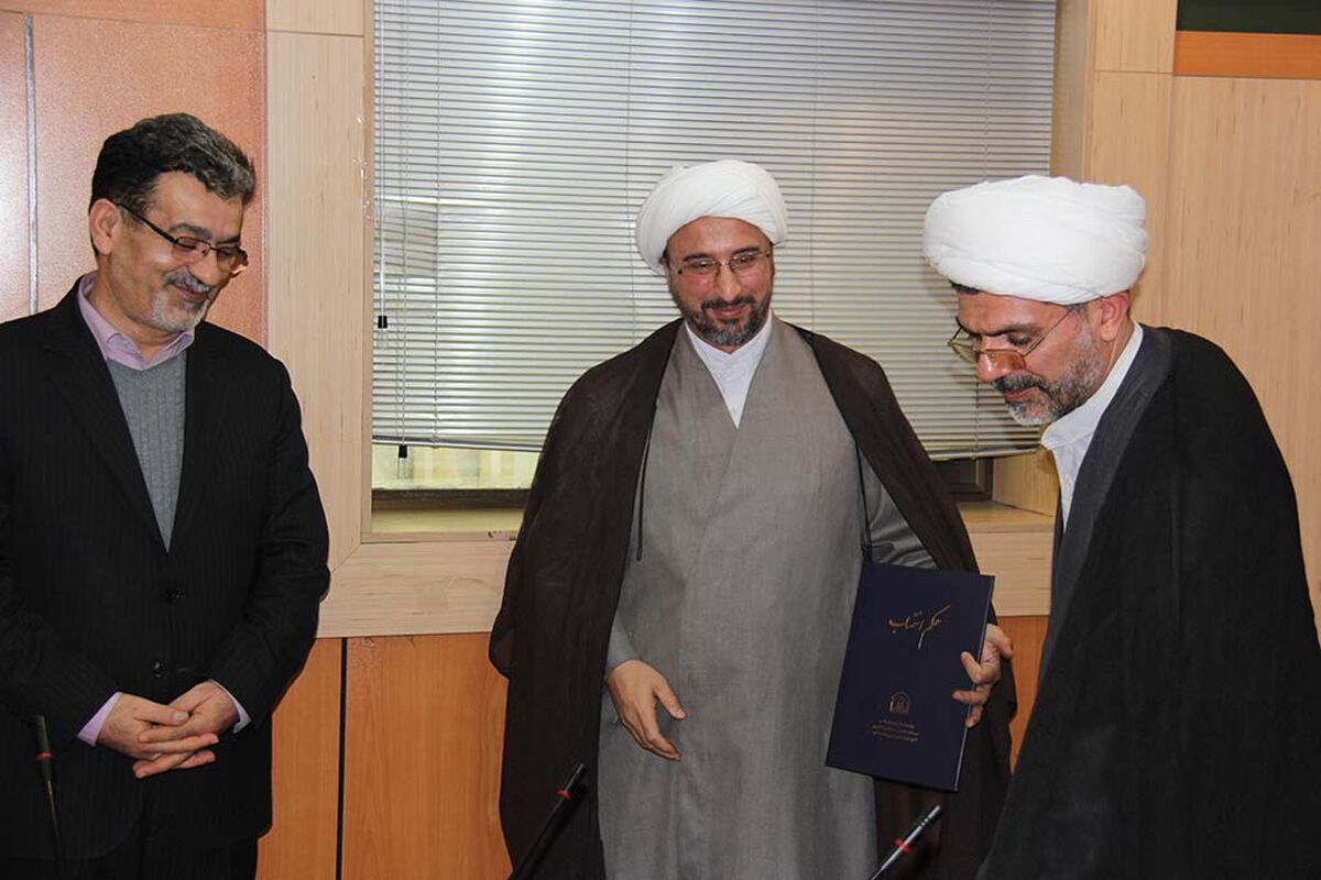 مسئول دبیرخانه کانونهای فرهنگی و هنری مساجد گیلان