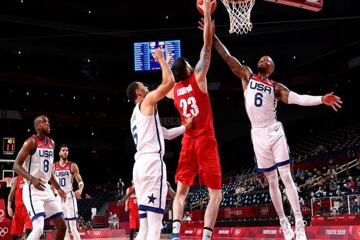 بسکتبال ایران و آمریکا