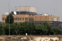 وقوع 2 انفجار در نزدیکی سفارت آمریکا در بغداد