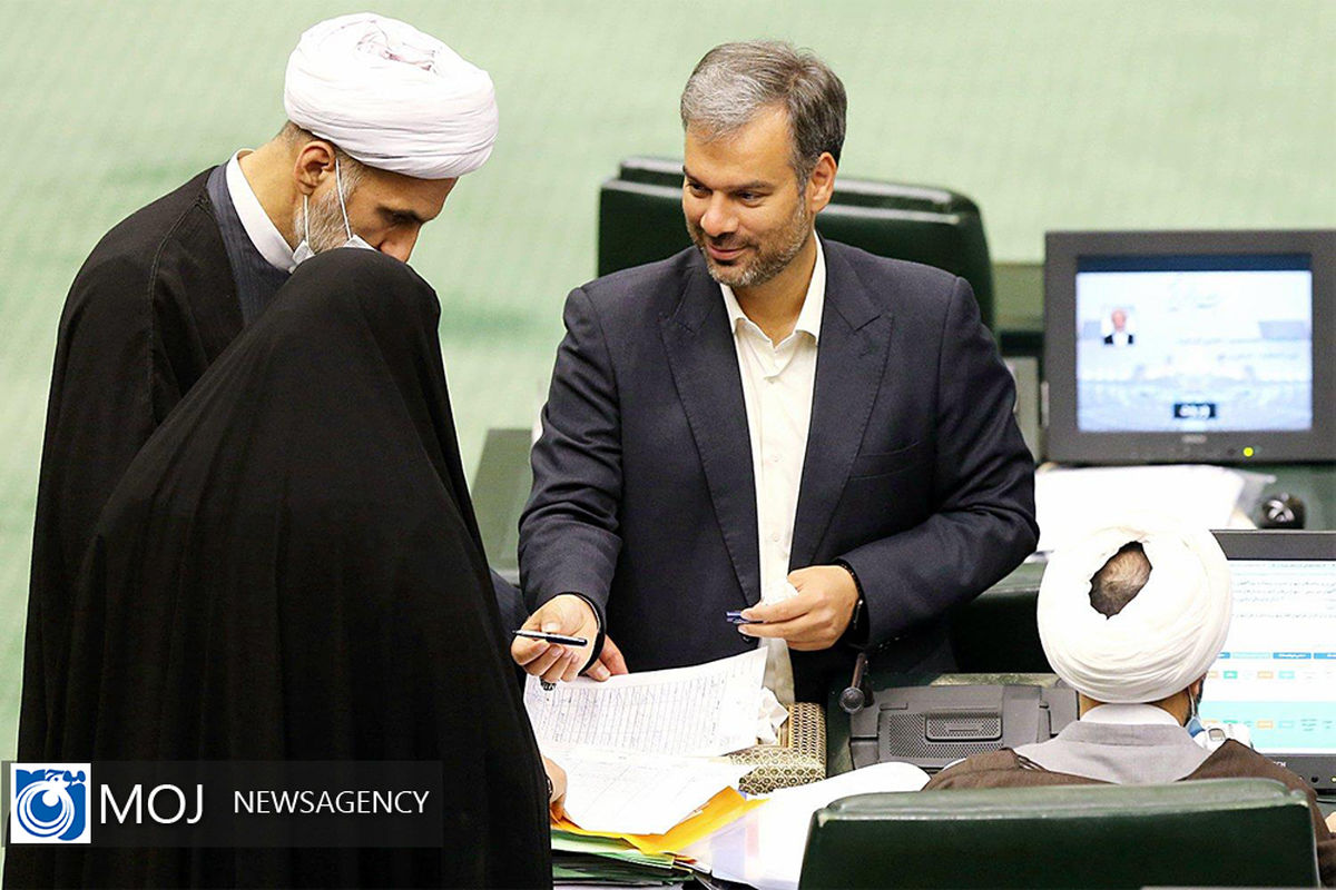 جلسه بررسی لایحه بودجه ۱۴۰۱ در نوبت صبح مجلس