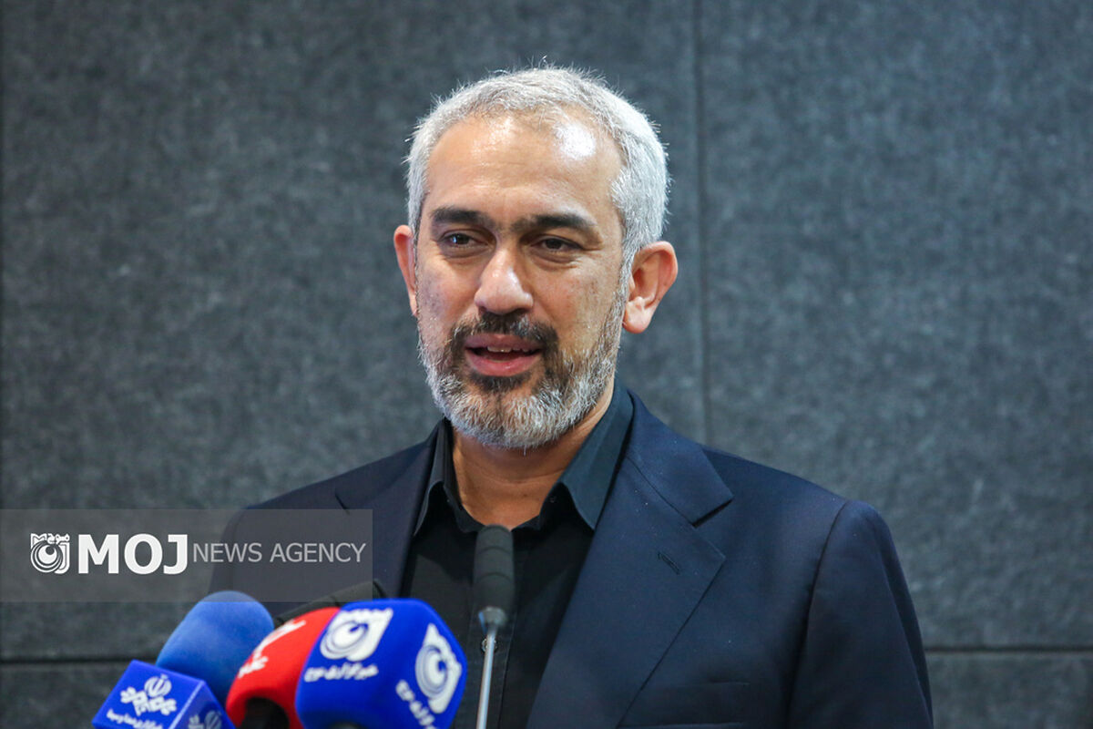 سید علی مدنی زاده + وزیر اقتصاد و دارایی