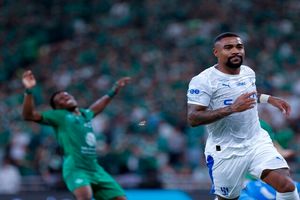 تساوی ۳-۳ الاهلی و الهلال در ال‌کلاسیکوی عربستان با قضاوت فغانی