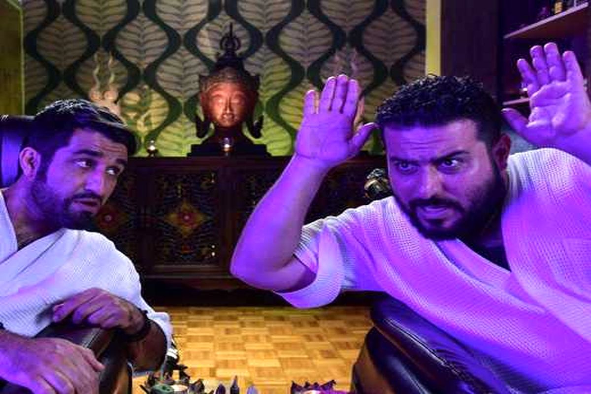 لونه زنبور.