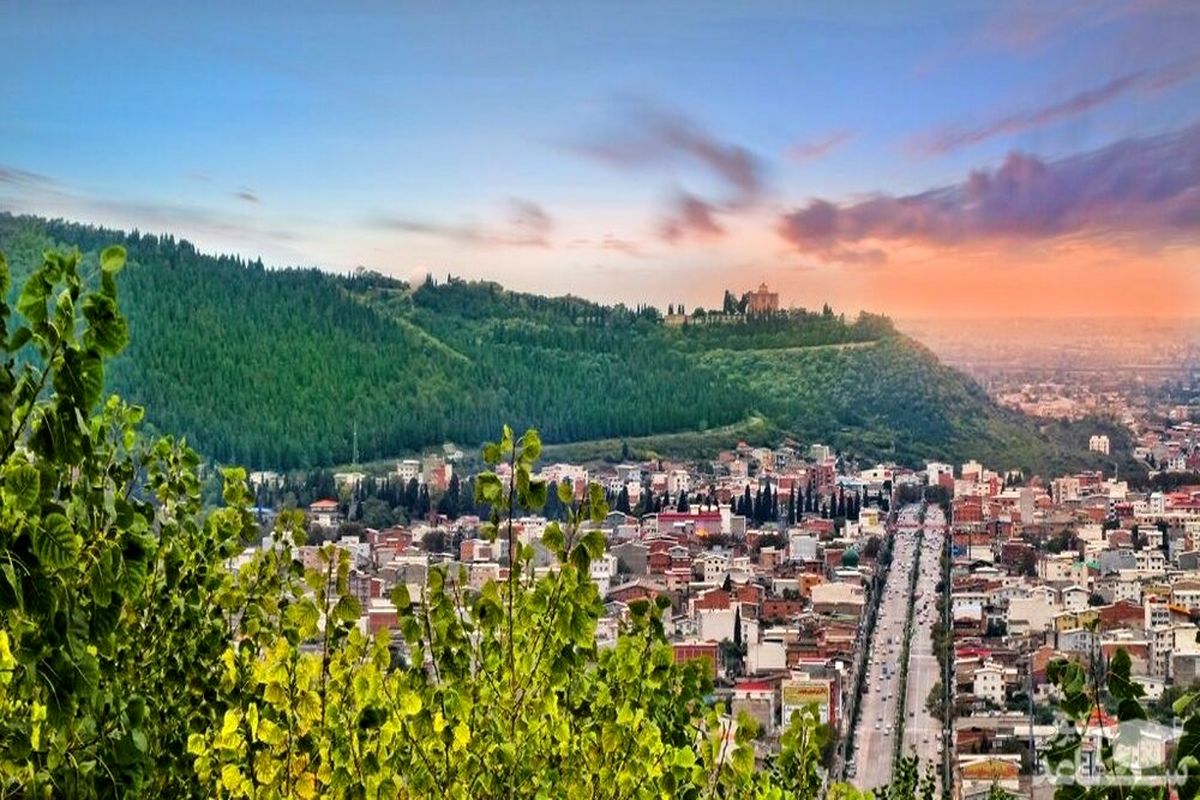 بنای 12 فامیل  بهشهر