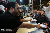 توزیع ۵۰ هزار پرس غذا در بقاع شاخص شهرستان اصفهان 