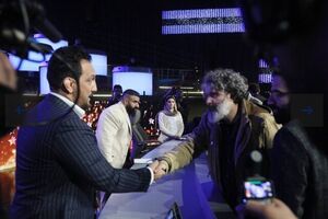 معاون سیما از «کاپیتان» با حضور هادی چوپان و سینا مهراد بازدید کرد