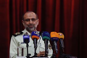 دشمنان با ابزار های رسانه ای کشور را تهدید می کنند/ باید شبکه های اجتماعی مدیریت شوند