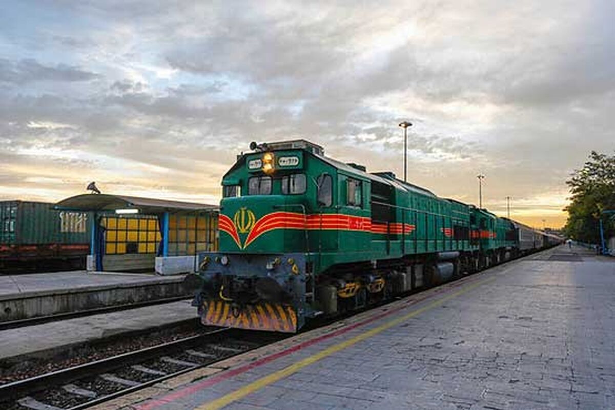 قطار-حمل-و-نقل-ریلی