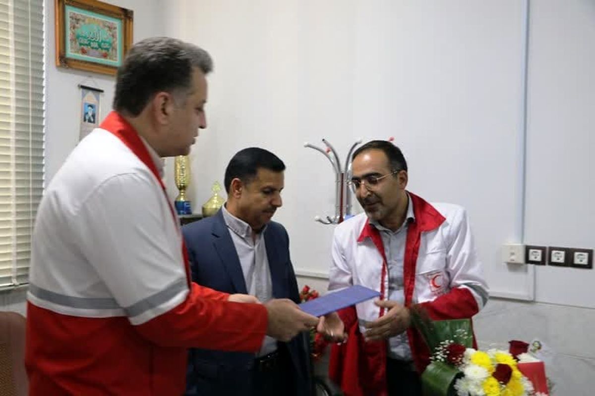 هلال احمر بهاباد