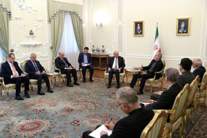  پزشکیان با وزیر خارجه عراق دیدار کرد