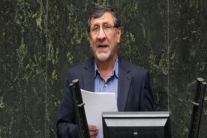 انتقاد نماینده نزدیک به جبهه پایداری از رییسی