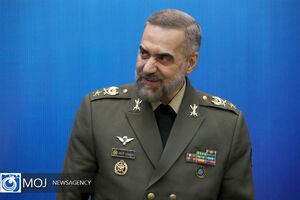 وزیر دفاع و پشتیبانی نیروهای مسلح پرتاب موفقیت آمیز ماهواره‌بر سیمرغ را به سازمان صنایع هوافضا تبریک گفت