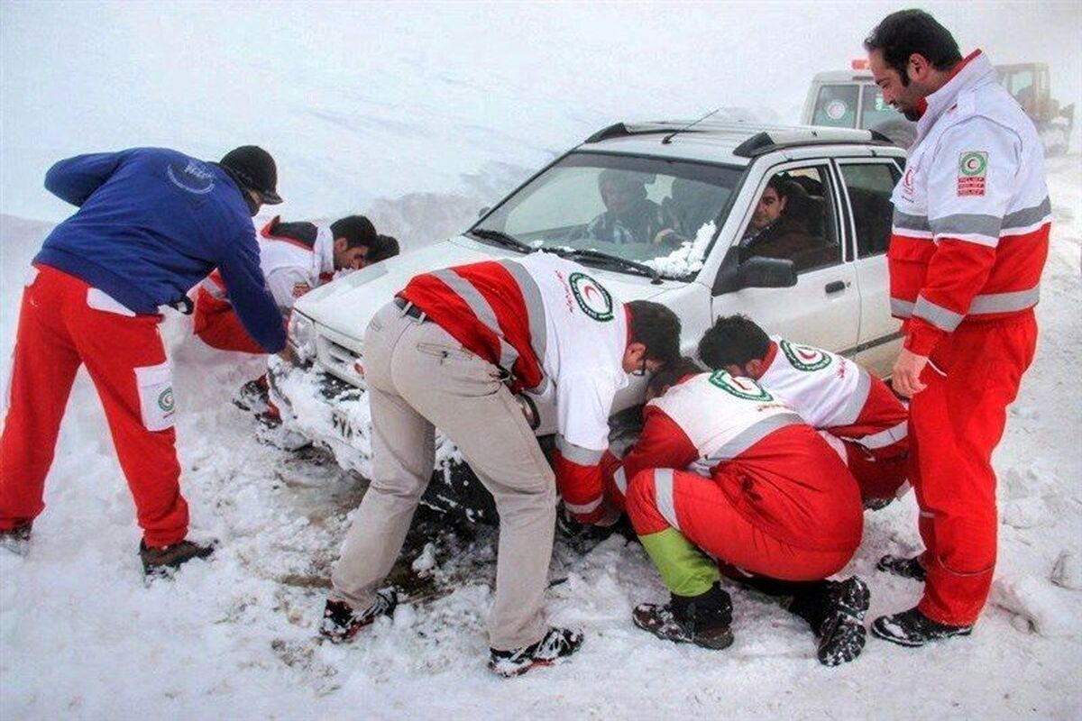 امدادرسانی در برف
