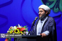 توجه به مناجات خوانی در تلویزیون کمرنگ شده است