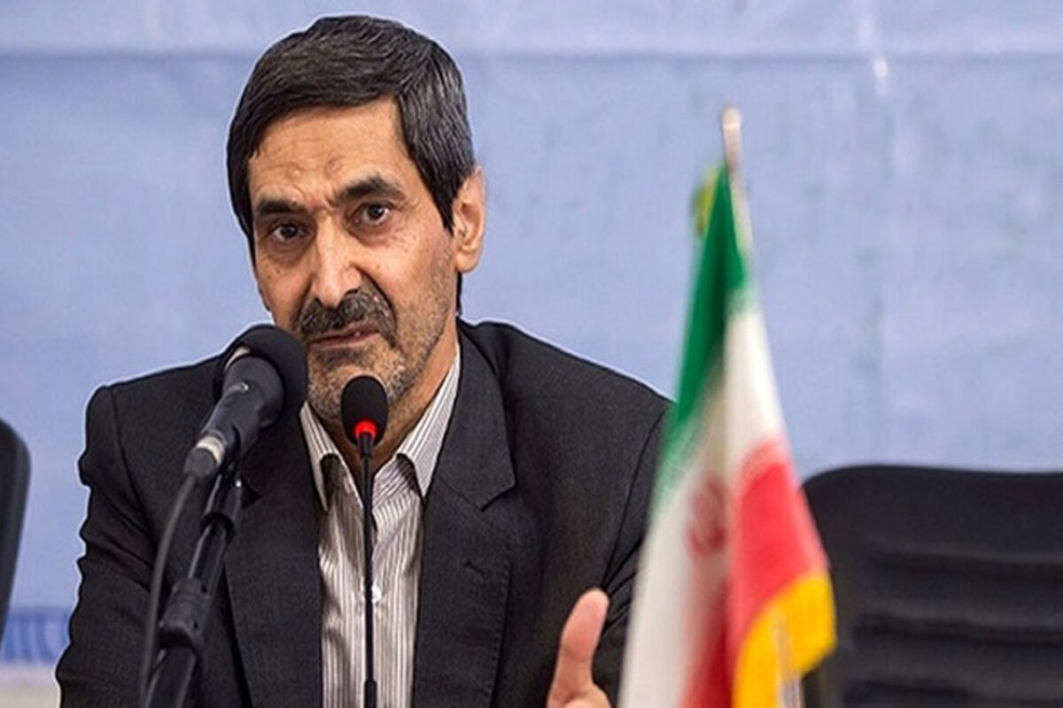 منوچهر منطقی