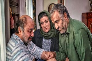 کیانوش عیاری آذرماه با «ویلای ساحلی» می‌آید