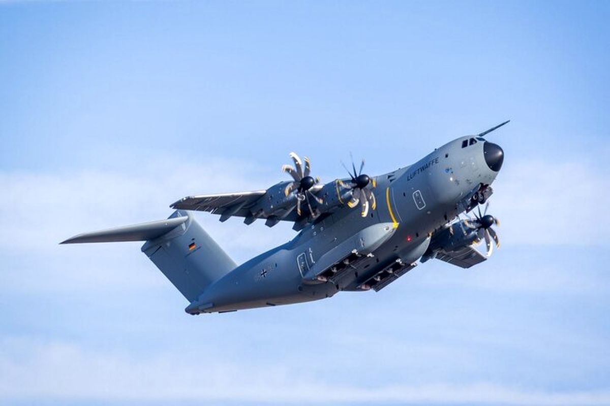 هواپیمای مادر A400M ایرباس