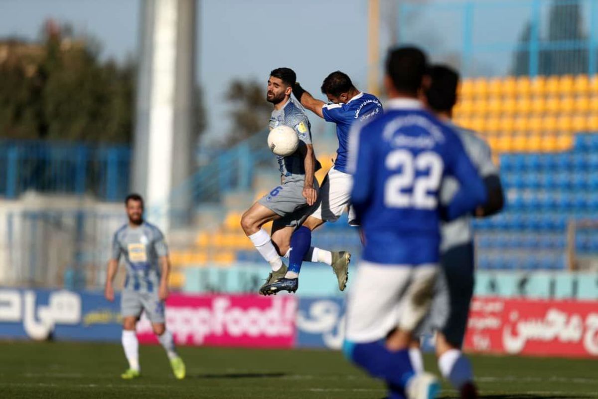 بازی گل گهر سیرجان و استقلال