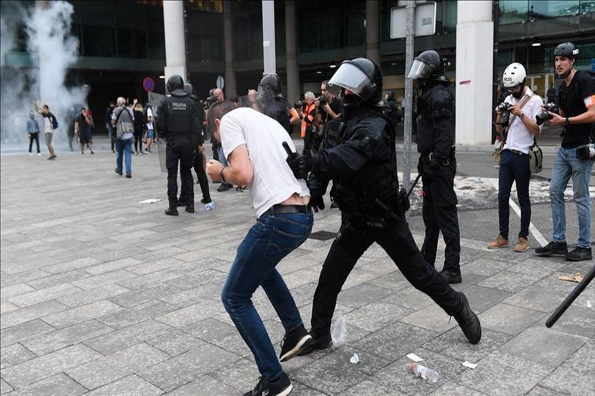 درگیری های اسپانیا