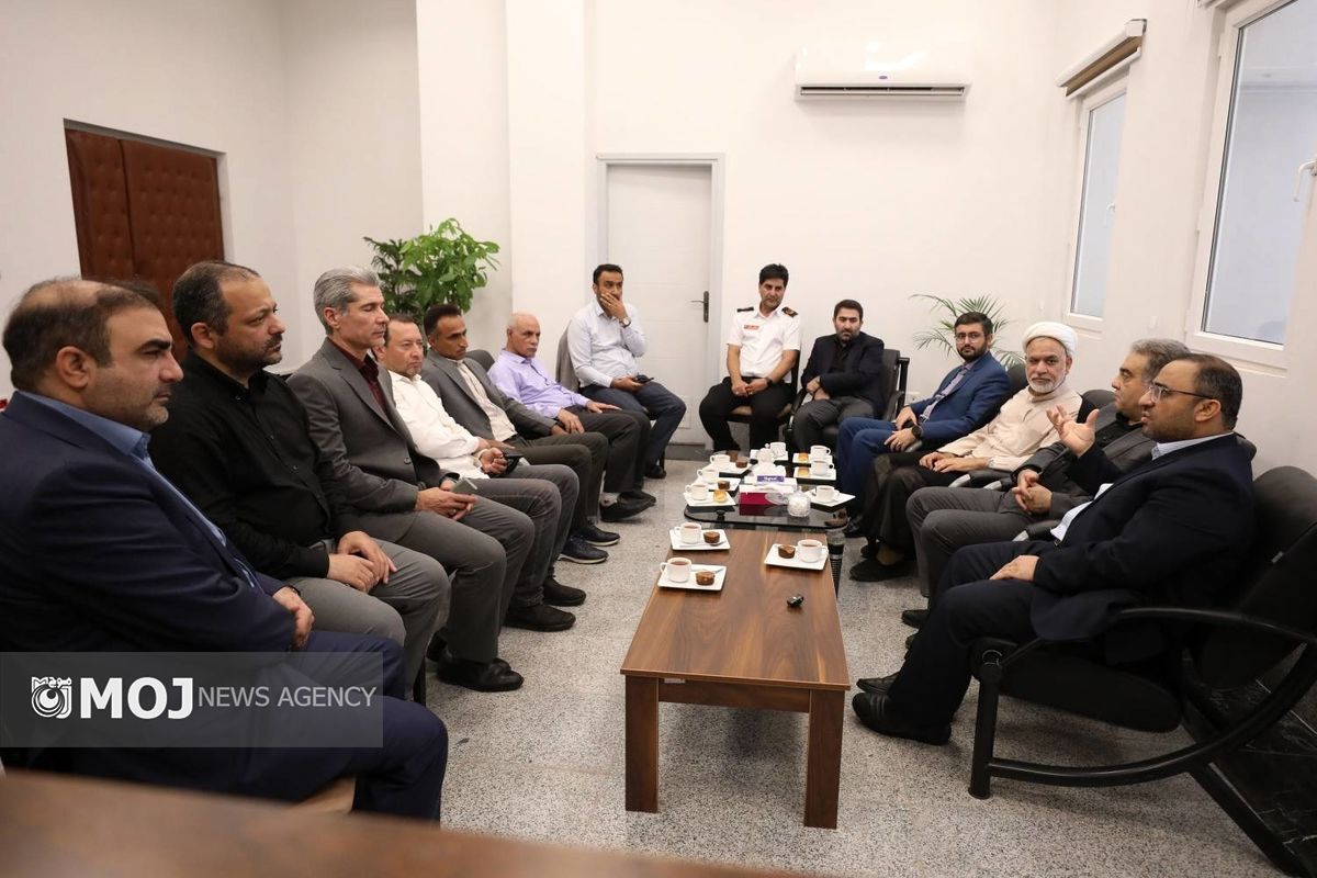 دیدار مدیرعامل و مدیران شرکت عمران آب و خدمات کیش با رئیس دادگستری کیش