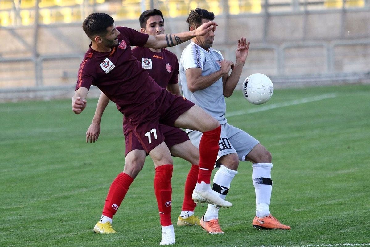 فوتبال پرسپولیس و مس رفسنجان1