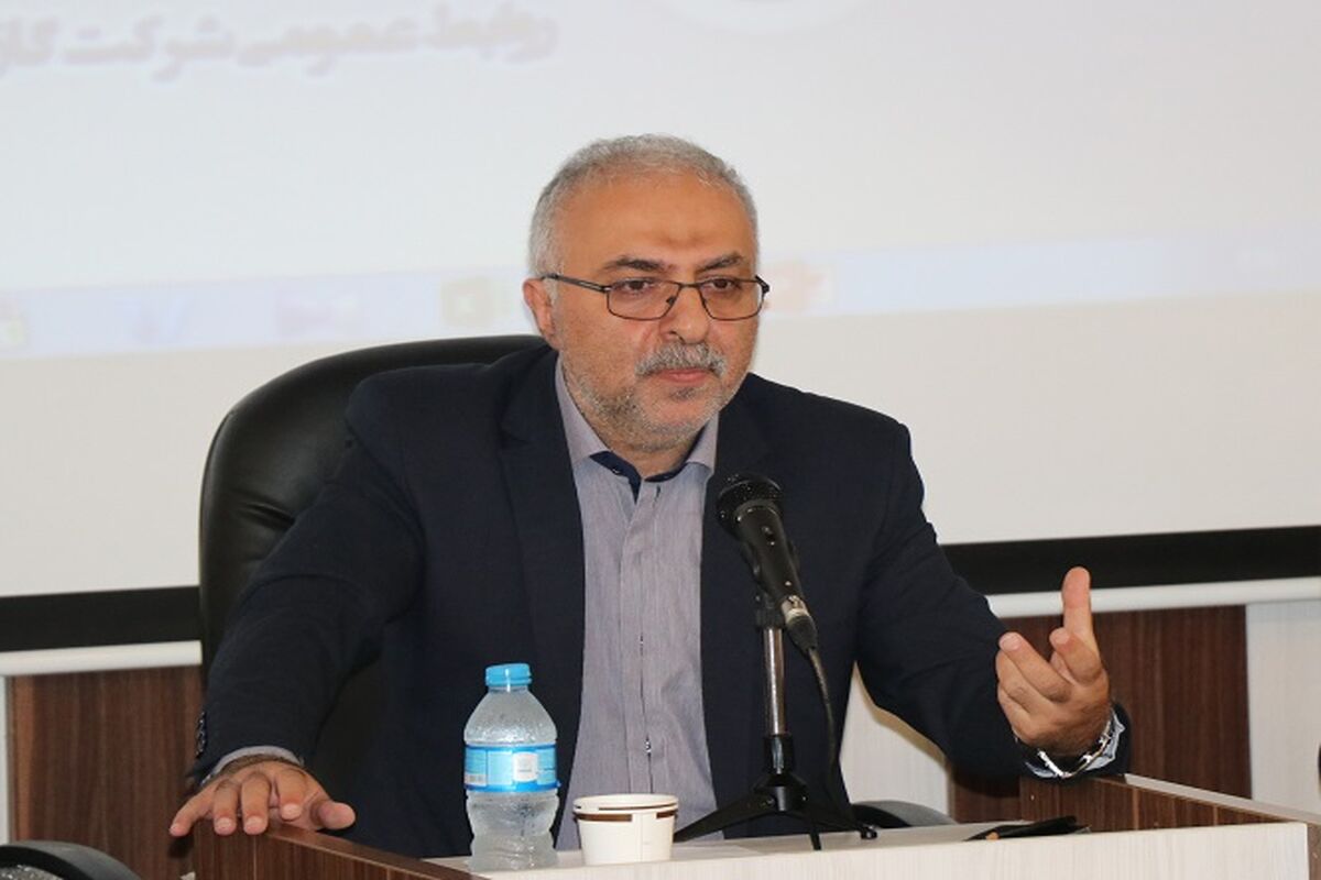 حسین اکبر