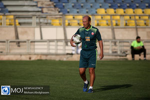 باید سعی کنم آمار دفاعی تیمم را حفظ کنم 