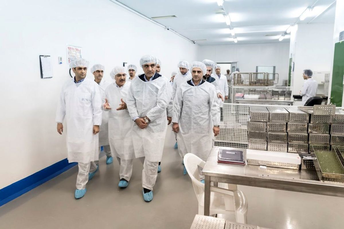 بازدید استاندار گیلان از کارخانه فومن شیمی و داروسازی کاسپین