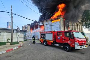 موشک ایران به منزل وزیر سابق رژیم صهیونیستی اصابت کرد