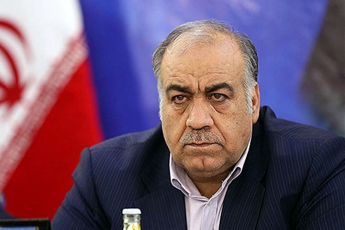 هوشنگ بازوبند استاندار تهران