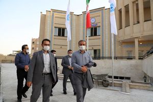 معاون شهردار قم از روند اجرایی احداث کتابخانه مرکزی بازدید کرد