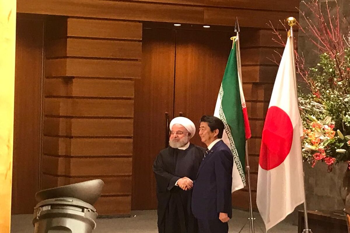 استقبال نخست وزیر ژاپن از حسن روحانی