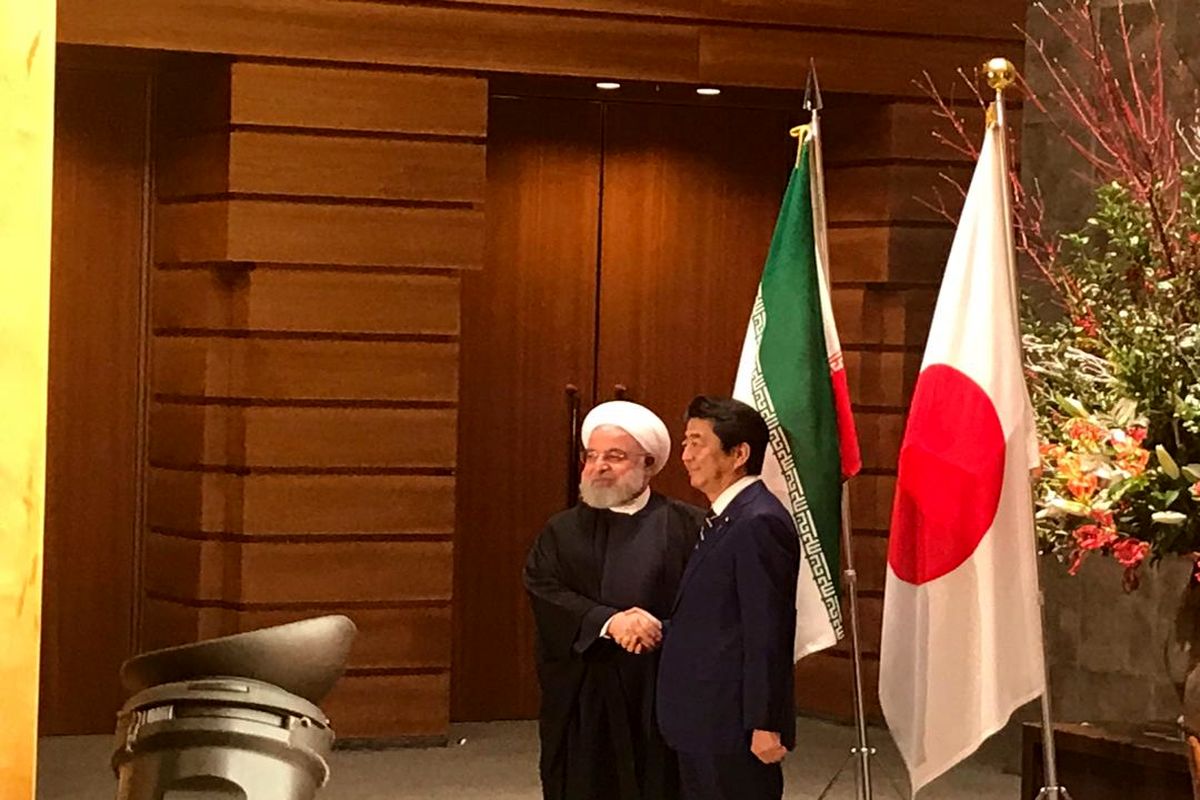 استقبال نخست وزیر ژاپن از حسن روحانی