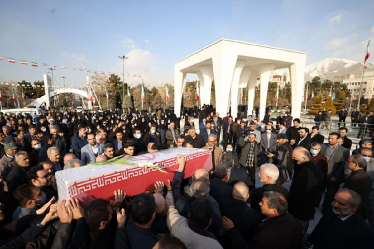 اسماعیل احمدی